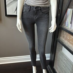 FRAME Denim Le Skinny de Jeanne